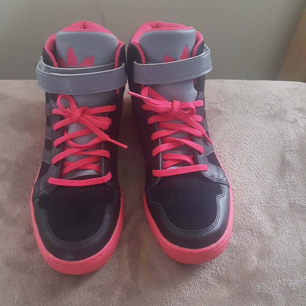 Adidas High Tops size 6.5 kids